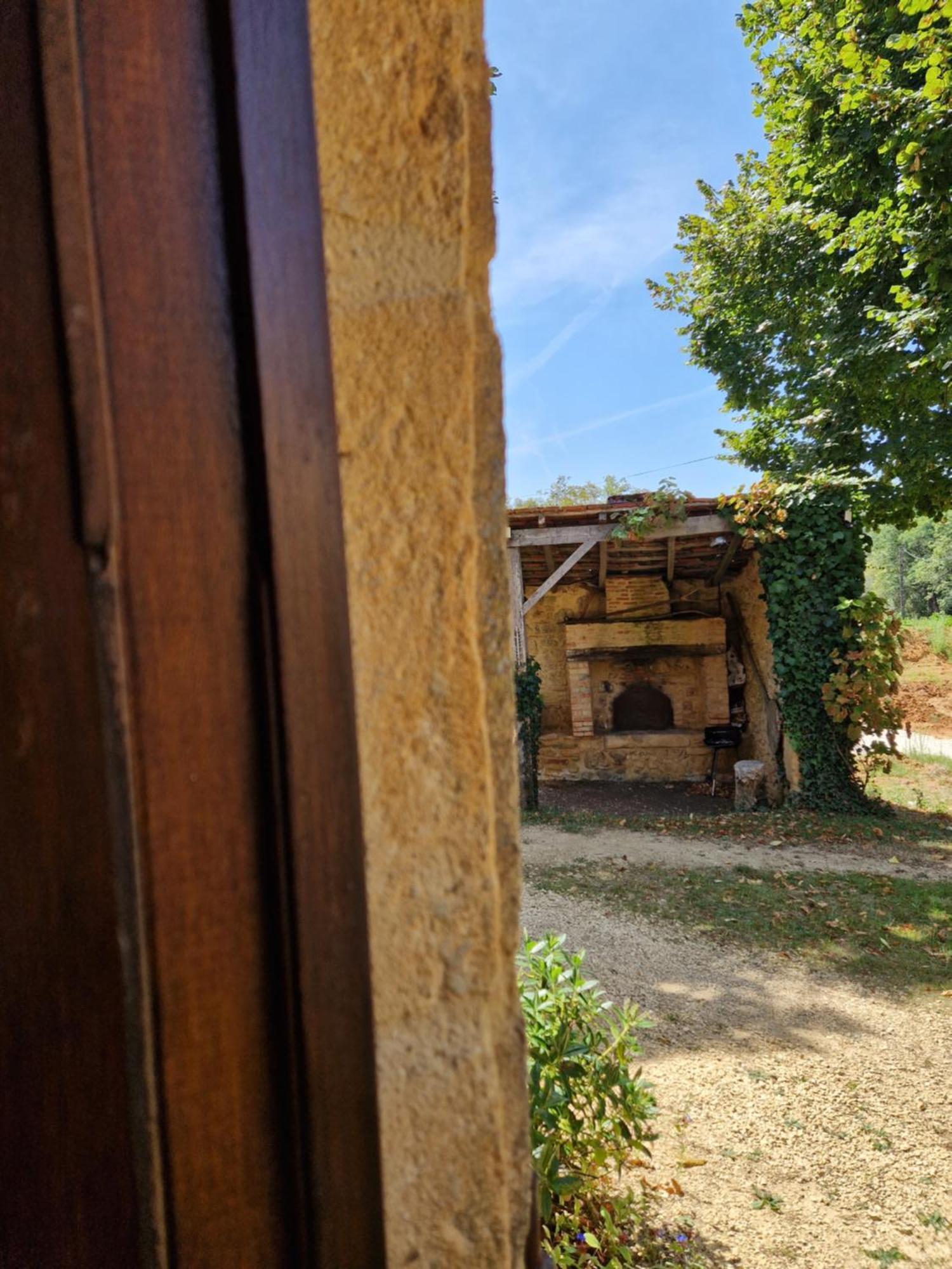 Gites Le Clos De Veyrignac Eksteriør billede